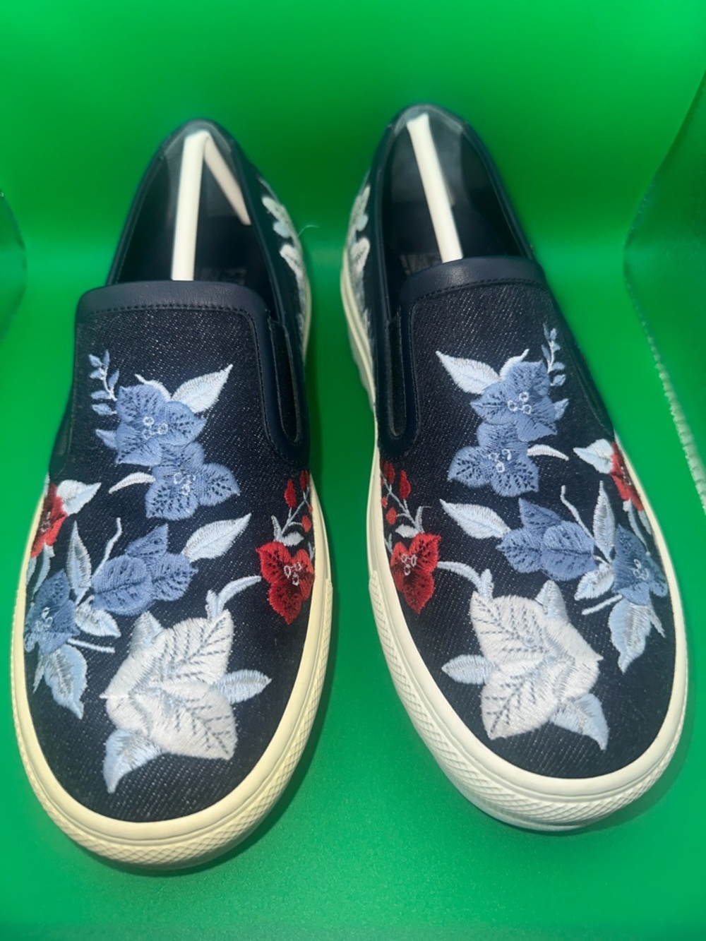 Salvatore Women Navy Blue Floral Slip-On Sneakers